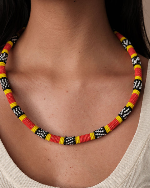 Colar Coral de Miçangas | Kamayurá