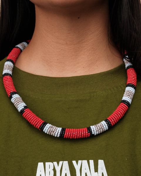 Colar Coral de Miçangas | Kamayurá