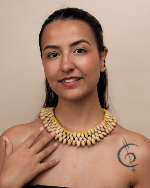 Gargantilha de Sementes | Pataxó