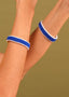 Pulseira de miçangas azul, branca feita pelo povo Waurá, artesanato indígena brasileiro
