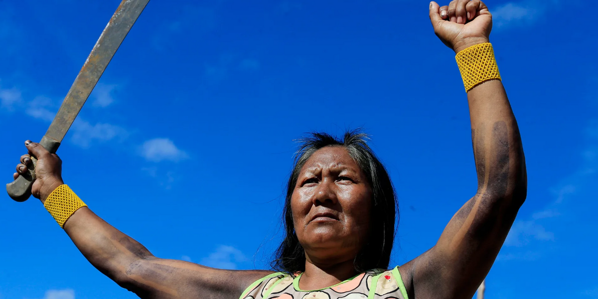 Mulheres indígenas na linha de frente pela defesa dos territórios, dos rios e da vida coletiva