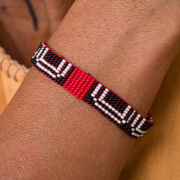 Pulseira tear de Miçangas | Guajajara - TUCUM