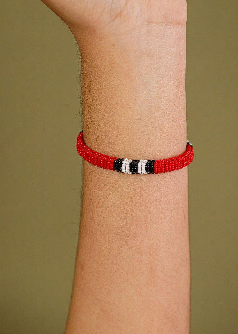 Dupla de Pulseiras coral Waurá - Joia indígena | Tucum Brasil Imagem secundária do produto