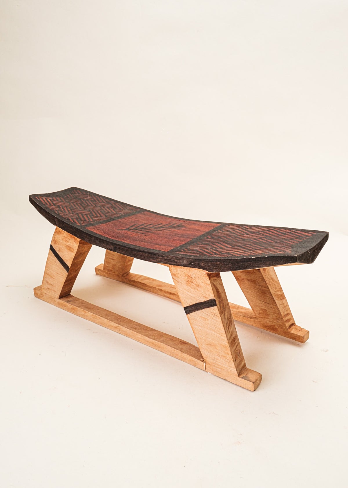 Banco Kumurõ Tukano - Arte indígena | Tucum Brasil