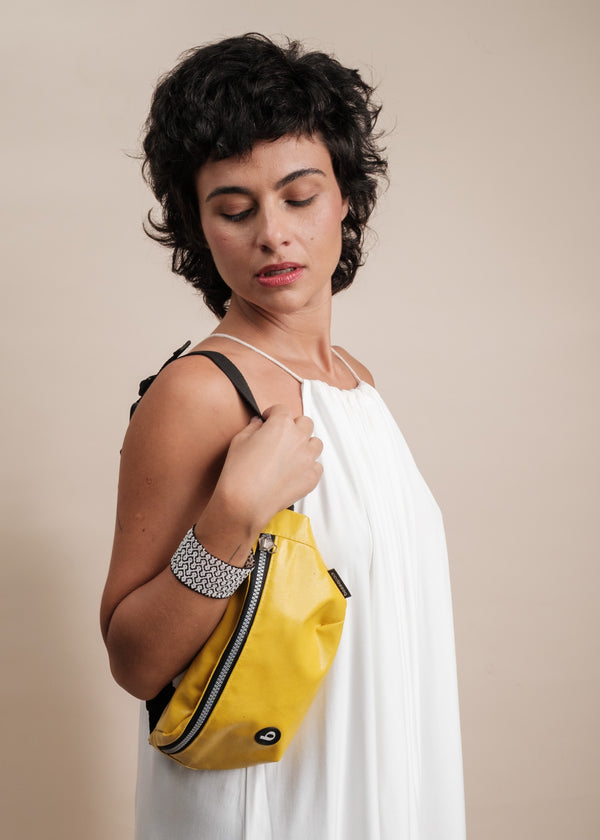 Kit dupla pulseira indígena + pochete Ipá Tia Bossapack | TUCUM