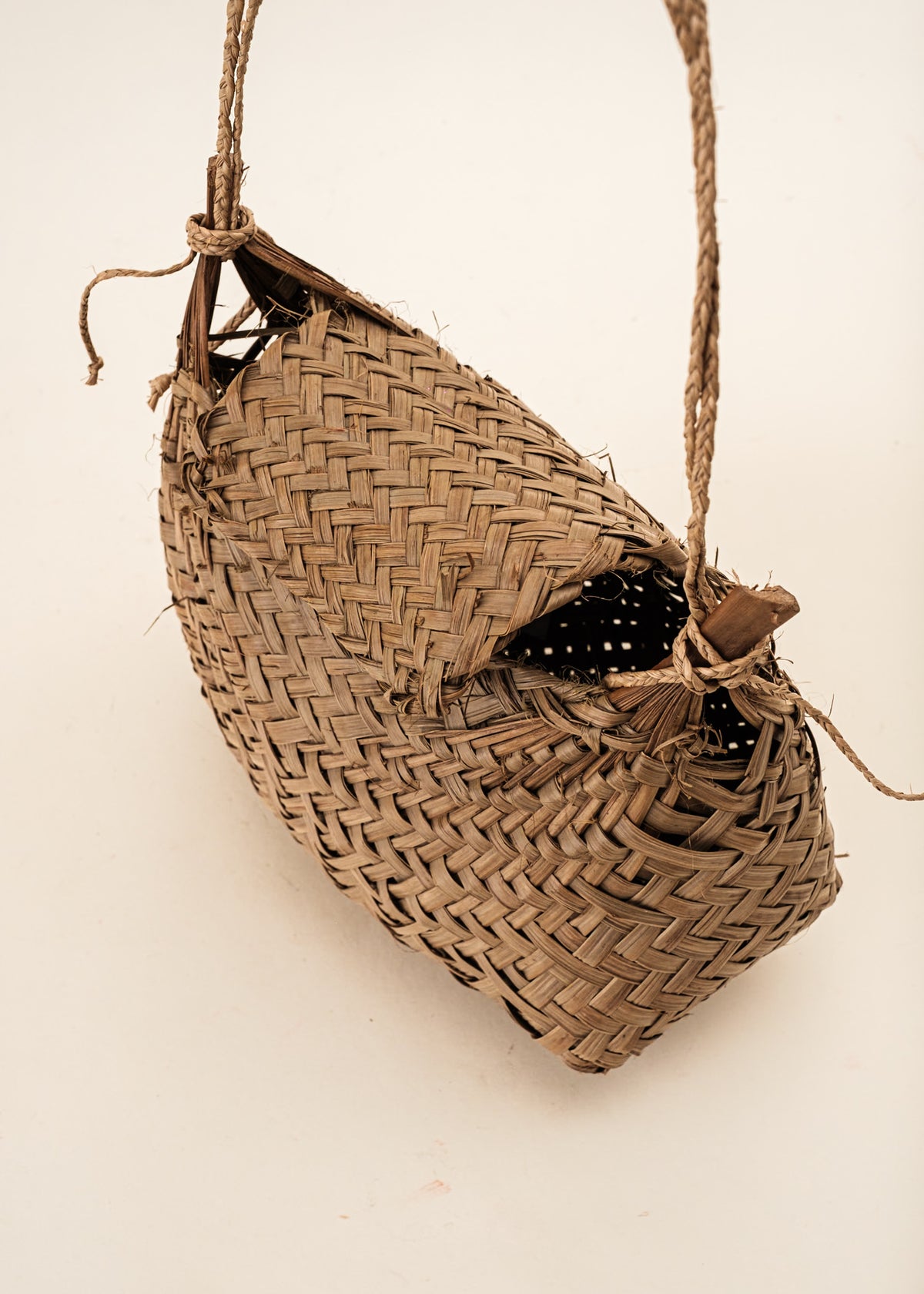 Bolsa Palha de Tiririca | Krahô
