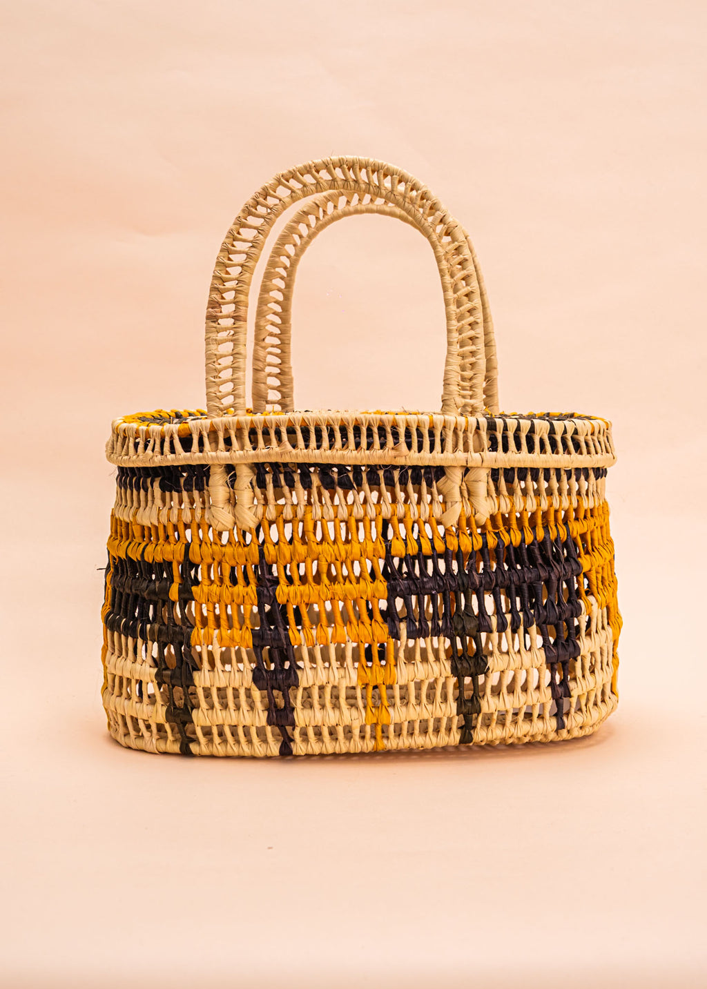 Bolsas_Indigenas_006_1_c0c16f03-48e9-49c4-bf35-319bcfd516ef_bolsas+tramas-e-cores–indigena-comprar-banner-site-tucum