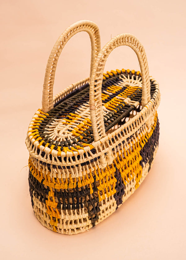 Bolsas_Indigenas_008_96e15ee3-0222-4c58-8627-81fec62f6367_bolsas+tramas-e-cores–indigena-comprar-banner-site-tucum