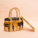 Bolsas_Indigenas_009_e05f12f6-f98c-4477-8feb-b33e3f84487abolsas+tramas-e-cores–indigena-comprar-banner-site-tucum