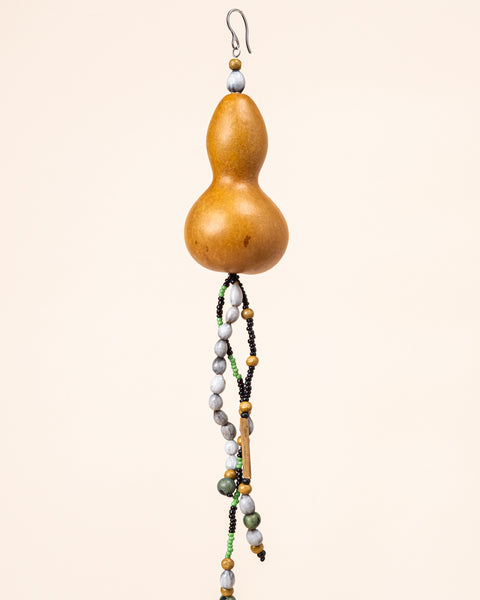 Brinco de Cabaça com sementes e miçangas | TWINS, As cariocas