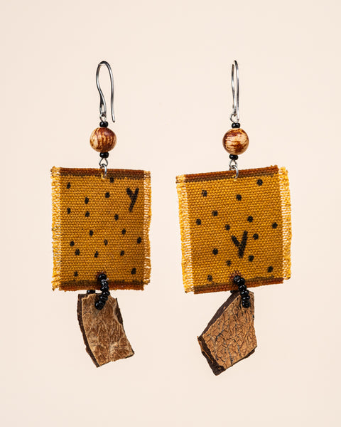 Brincos de lona e coco | TWINS, As Cariocas