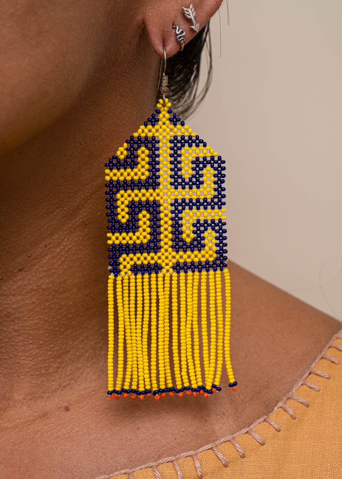 Brincos Marubo - Joia Indígena | Tucum Brasil