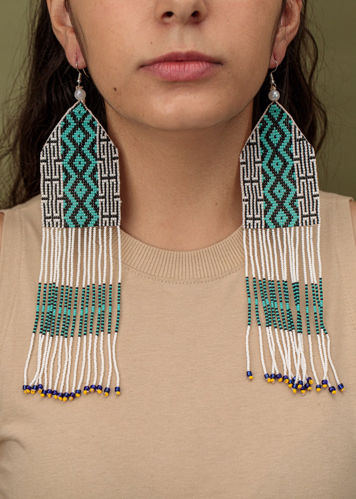 Brincos Gavião - Joia Indígena | Tucum Brasil