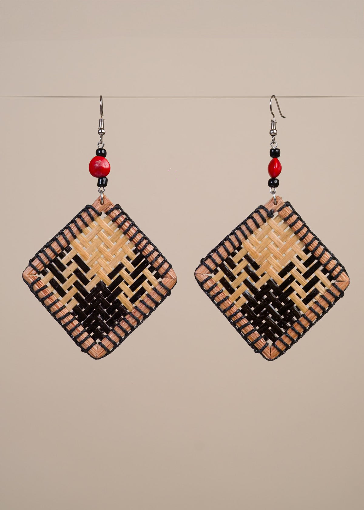 Kit brincos Taurepang + creme facial Rosas | TUCUM