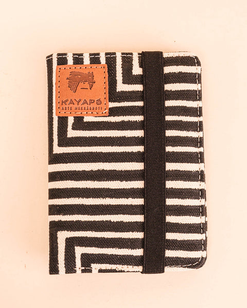 Carteira grafismos Kayapó - Arte indígena | Tucum Brasil