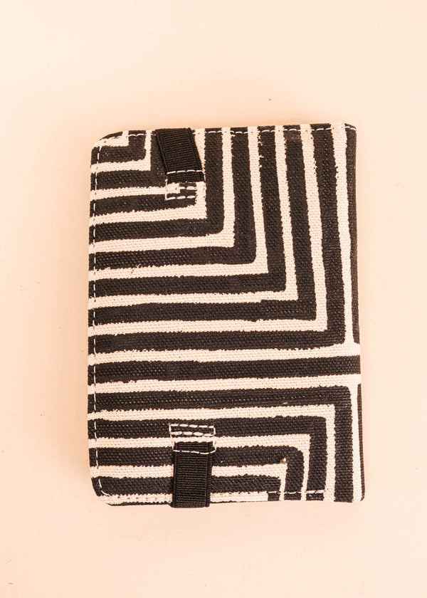 Carteira grafismos Kayapó - Arte indígena | Tucum Brasil