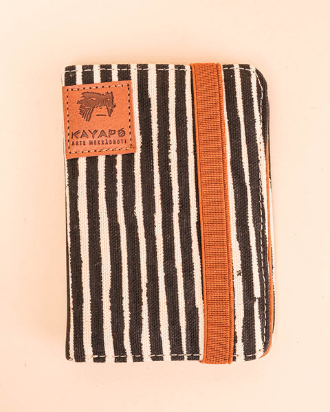 Carteira grafismos Kayapó - Arte indígena | Tucum Brasil