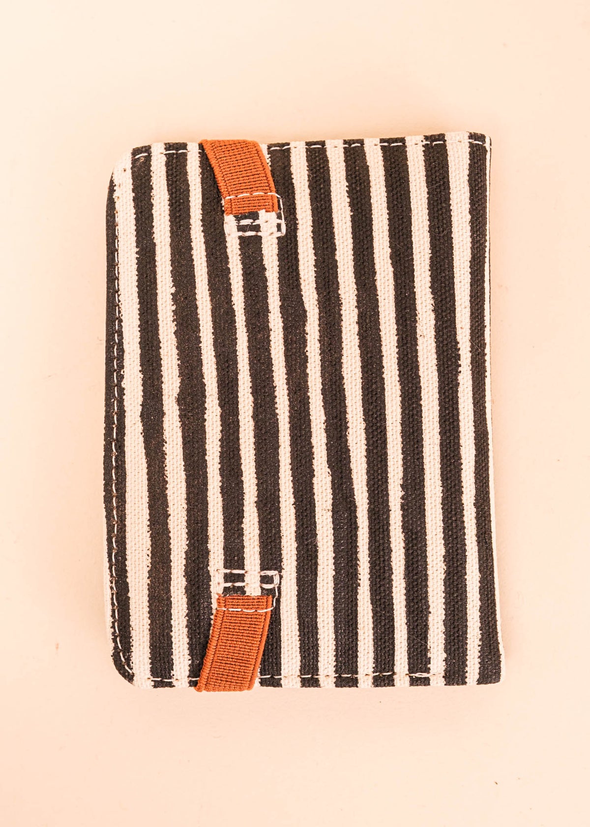 Carteira grafismos Kayapó - Arte indígena | Tucum Brasil