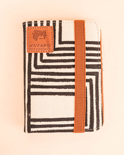 Carteira grafismos Kayapó - Arte indígena | Tucum Brasil