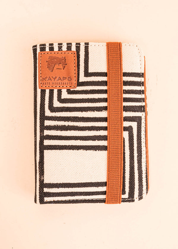 Carteira grafismos Kayapó - Arte indígena | Tucum Brasil