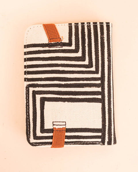 Carteira grafismos Kayapó - Arte indígena | Tucum Brasil