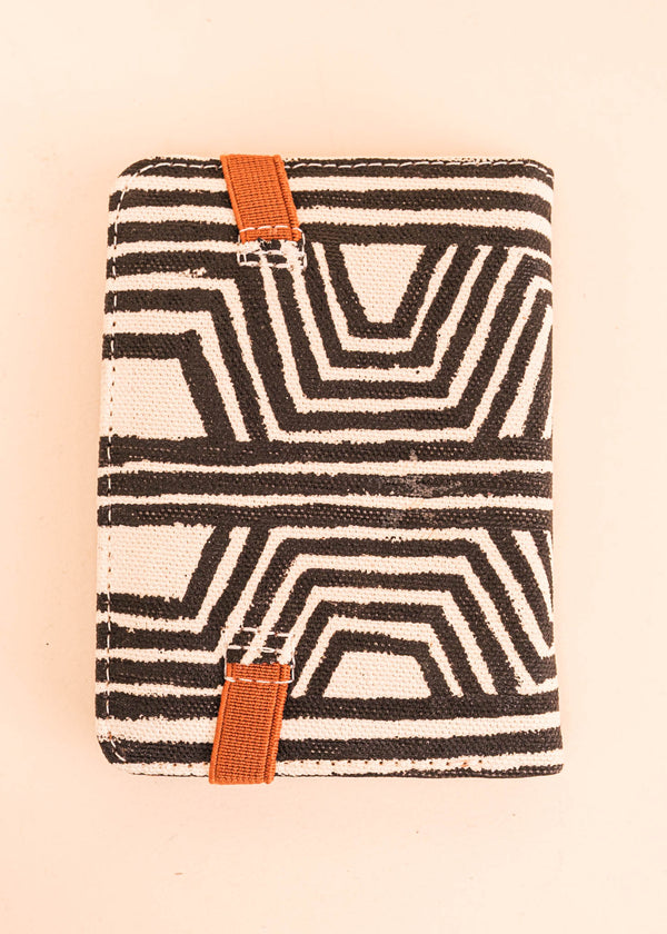 Carteira grafismos Kayapó - Arte indígena | Tucum Brasil