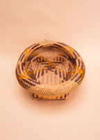 Cestos_Indigenas_020_78a05392-7d60-4d97-98ad-4dbbe39b7c9c_cestarias-+tecume-da-amazonia-cestos-indigena-comprar-banner-site-tucum
