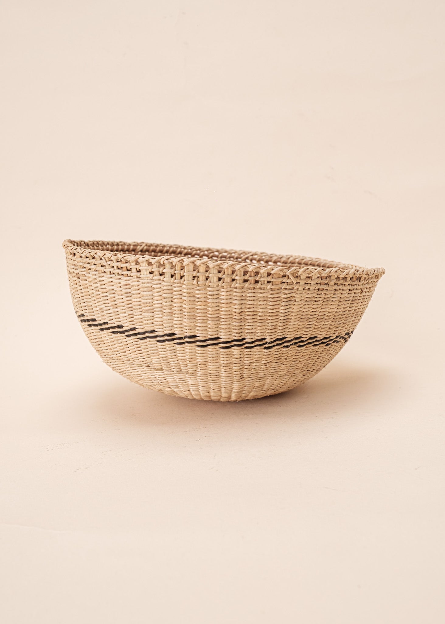 Cesto Xotehe Yanomami - Arte indígena | Tucum Brasil Imagem principal do produto