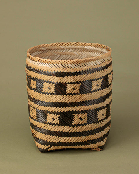 Cestos_Indigenas_280_843df8b9-dcac-424e-9751-1c023ef8226a_cestarias-ticuna-cestos-indigena-comprar-banner-site-tucum