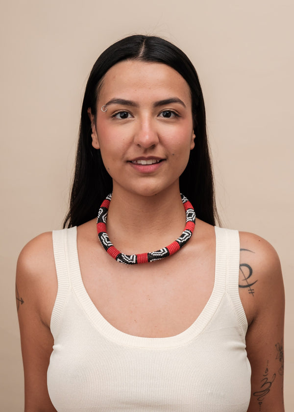 Colar Coral de Miçangas | Kamayurá