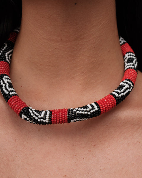 Colar Coral de Miçangas | Kamayurá