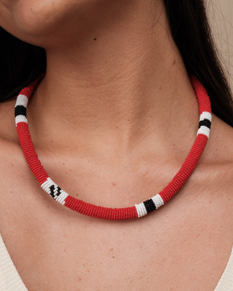 Colar Coral de Miçangas | Kamayurá