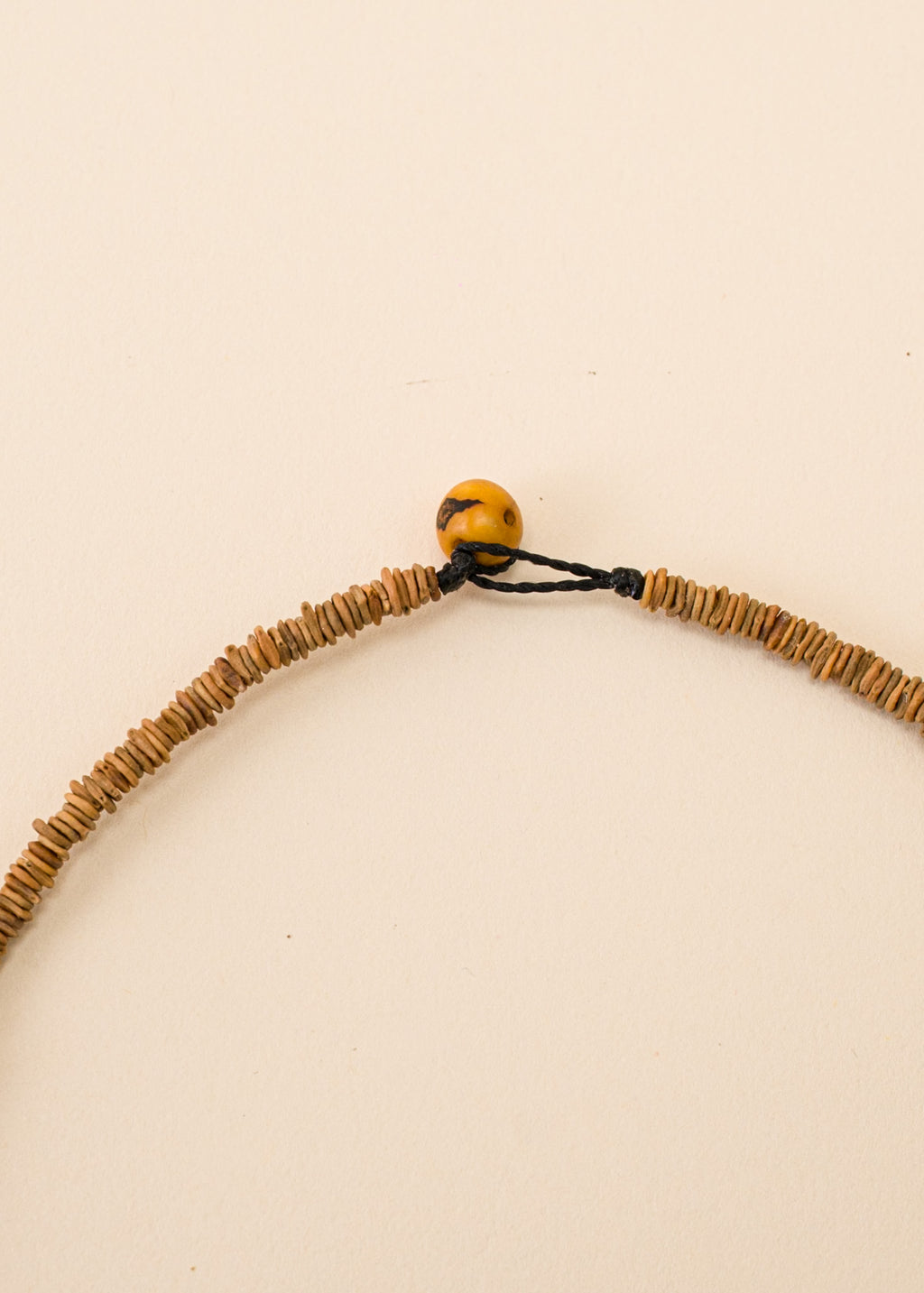 Colar de Látex Jamaraquá - Arte Indígena | Tucum Brasil