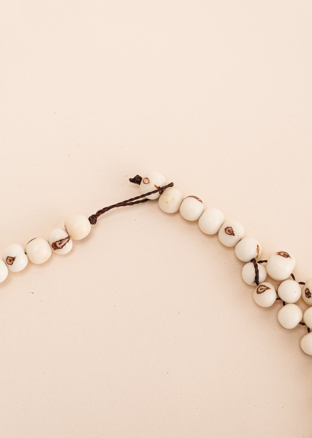 Colar sementes de açai | TWINS, As Cariocas