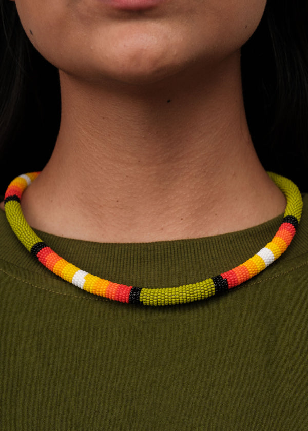 Colar Coral de Miçangas | Kamayurá