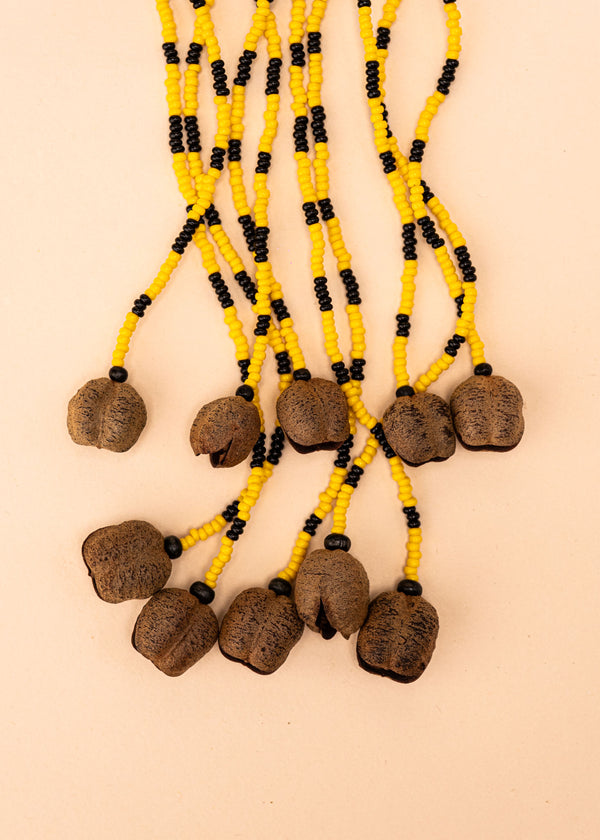 Colar de Lona e Miçangas | TWINS, As Cariocas