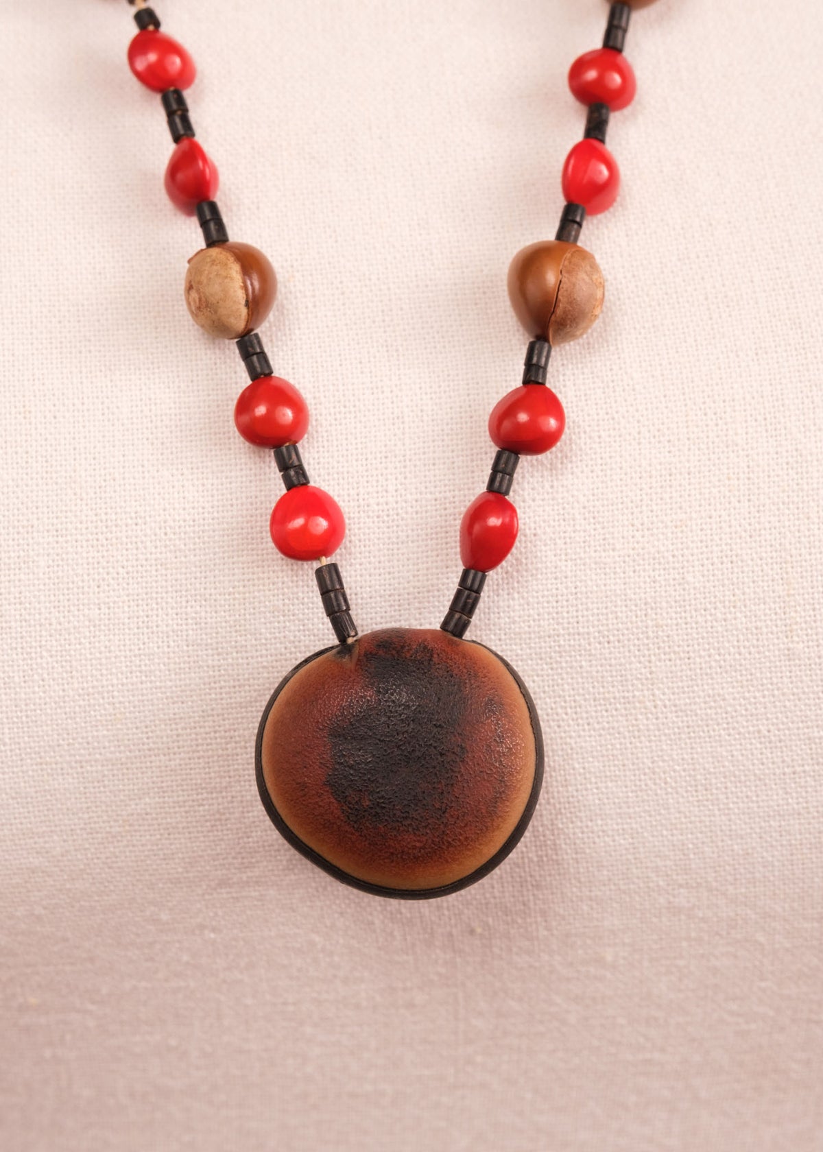 Colar indígena de Sementes | Suruí