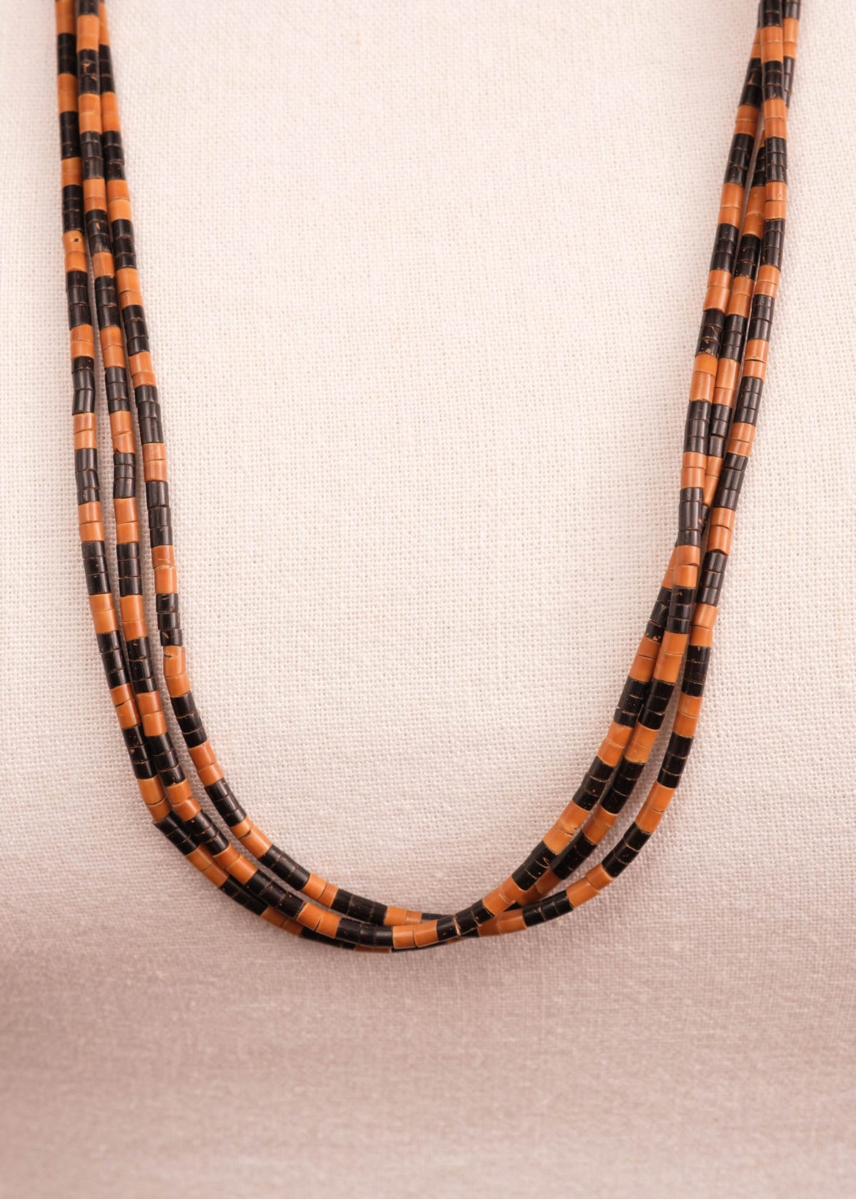 Colar indígena quatro voltas de Tucum e Inajá | Suruí