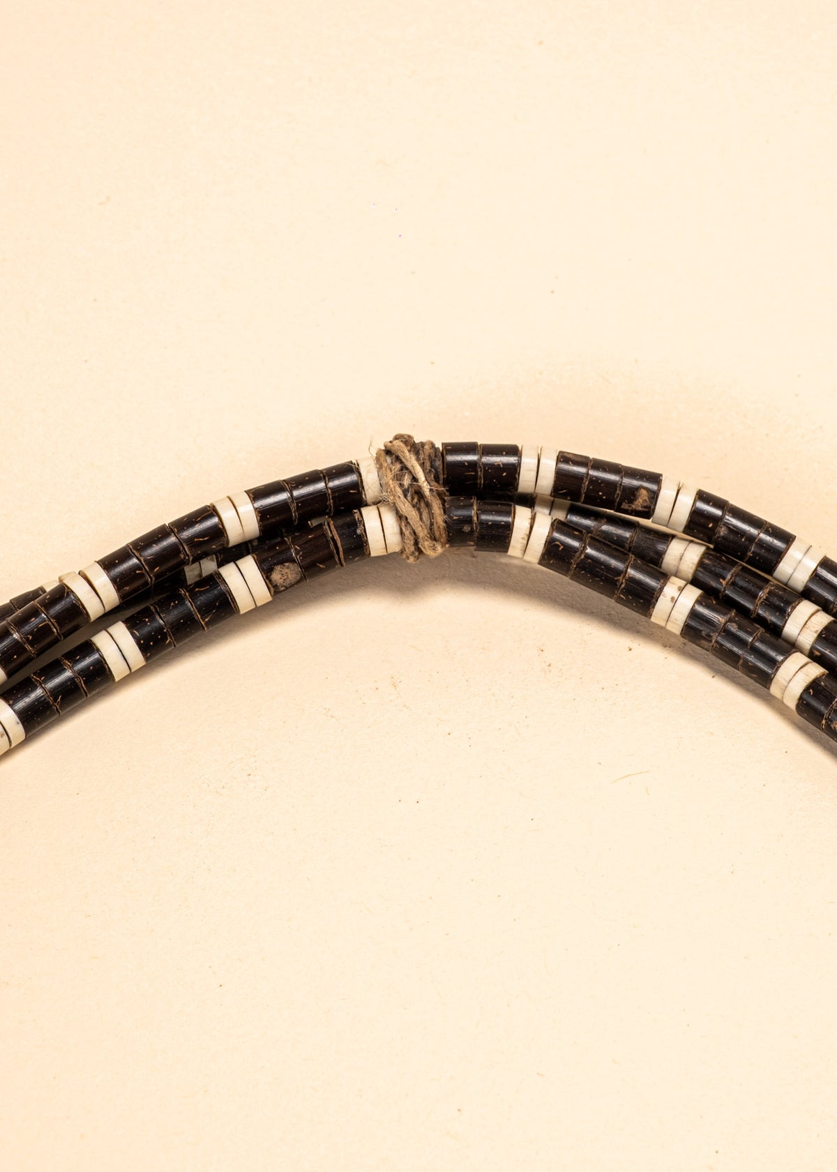 Colar três voltas de Tucum e Jarina | Surui