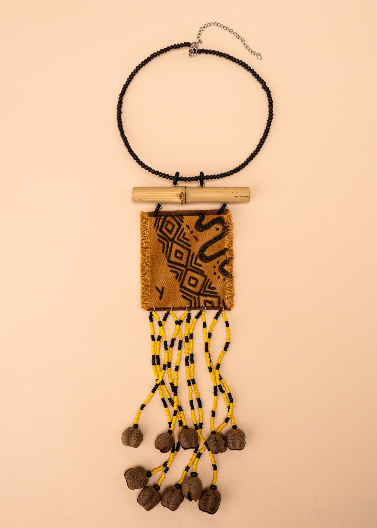 Colar de Lona e Miçangas | TWINS, As Cariocas