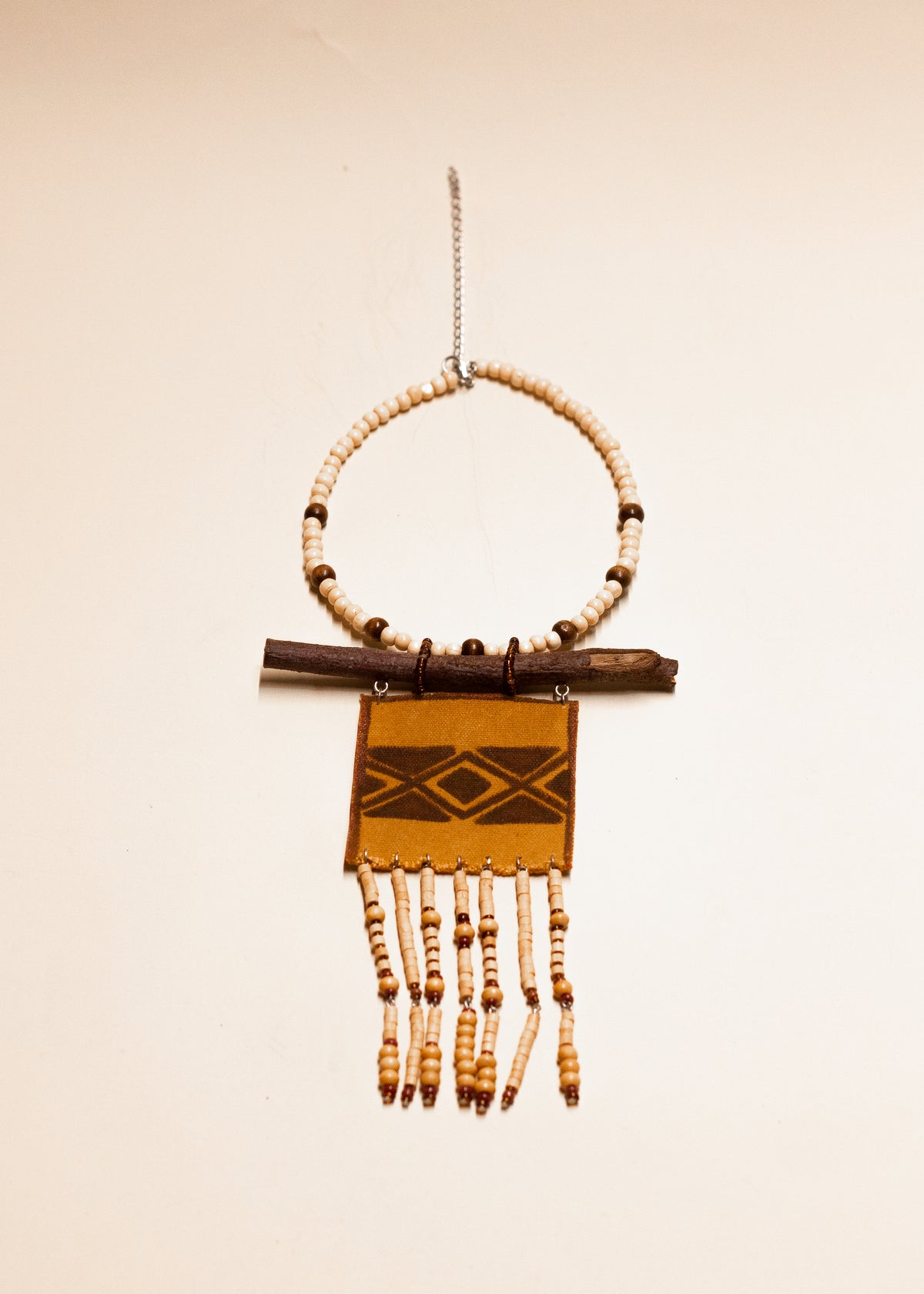 Colar de Lona e Miçangas | TWINS, As Cariocas