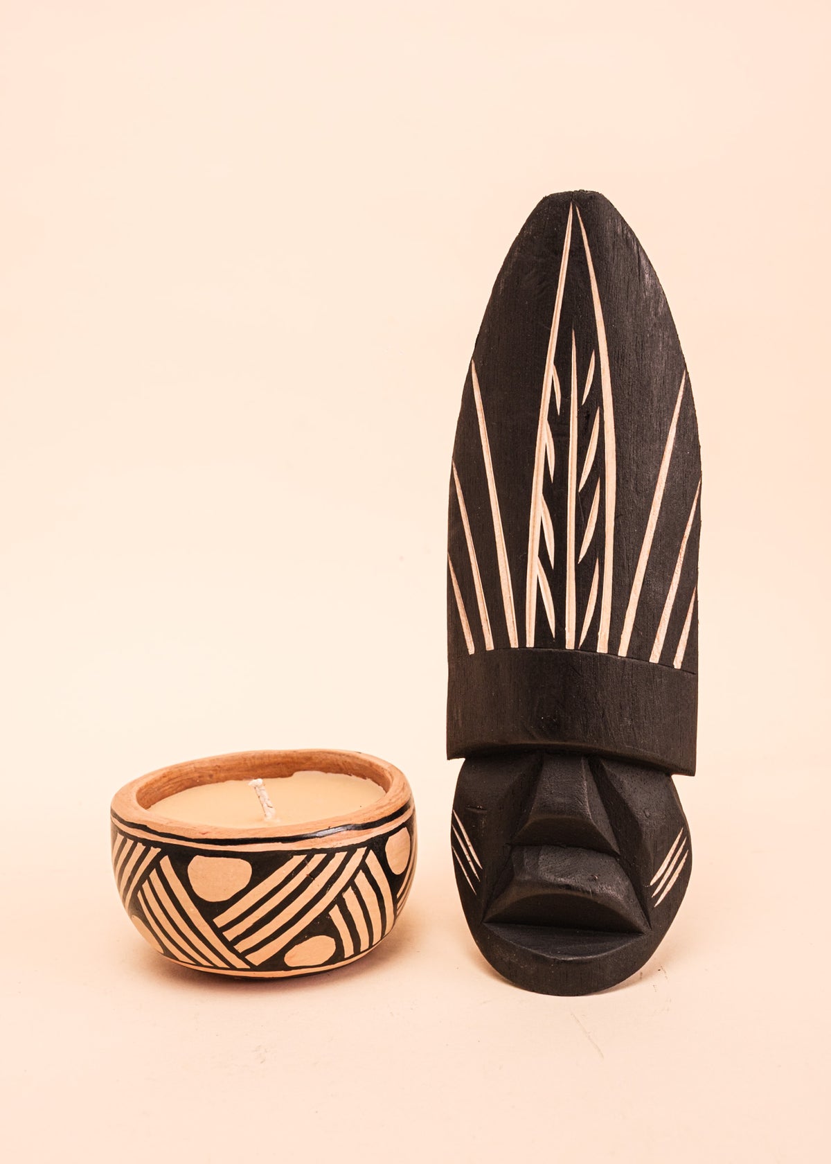 Kit máscara indígena Ticuna + Vela na cerâmica Waurá | Tucum Brasil