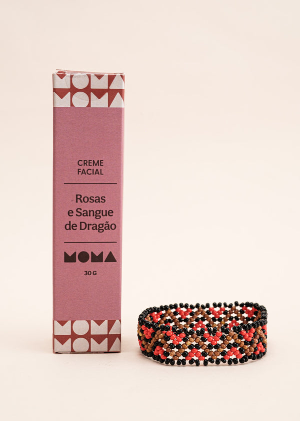 Kit pulseira indígena Waurá + Creme facial Rosas MOMA | TUCUM