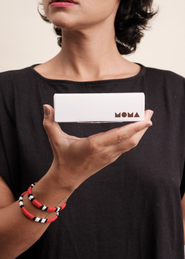 Kit dupla pulseira indígena + mini kit viagem MOMA | TUCUM