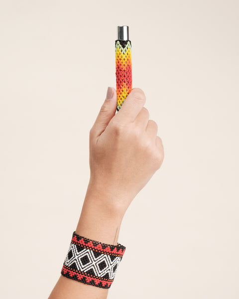 Kit pulseira indígena Waurá + Oléo Espanta Peia | TUCUM