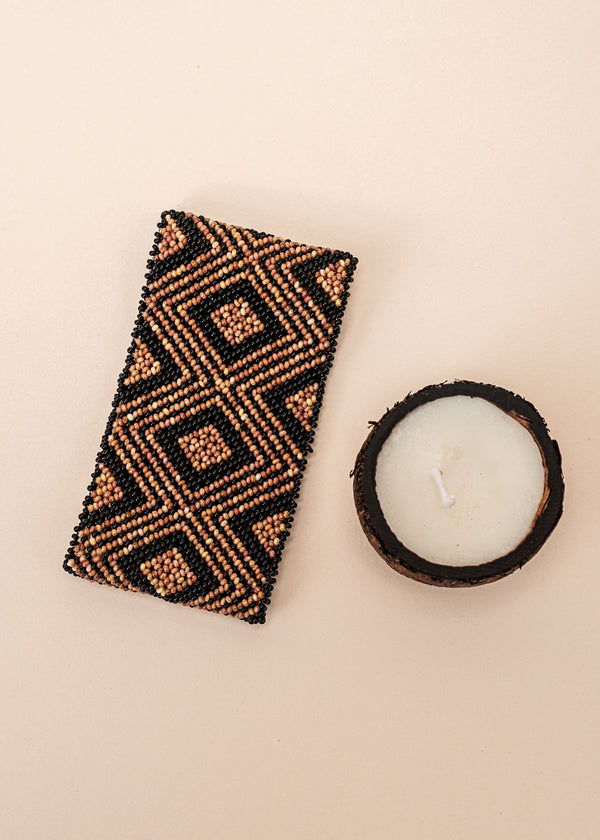 Kit pulseira Waurá + Vela aromática | TUCUM