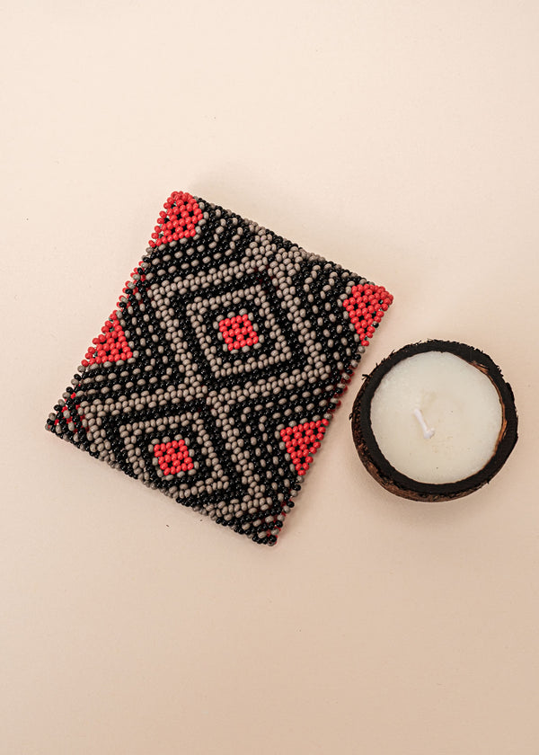 Kit pulseira Kamayurá + Vela aromática | TUCUM