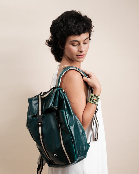 Kit pulseira indígena + mochila Ipá Tia Bossapack | TUCUM