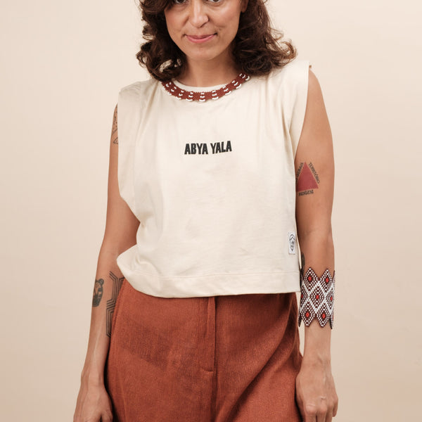 CROPPED ABYA YALA - BEGE (PP) | NALIMO