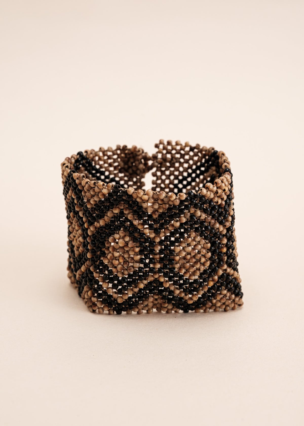 Pulseira indígena de sementes | Krahô